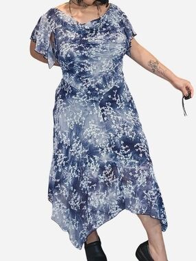 Vintage Floral Sharktooth Chiffon Dress with Cowl Neck Fairly Sleeve Plus 14